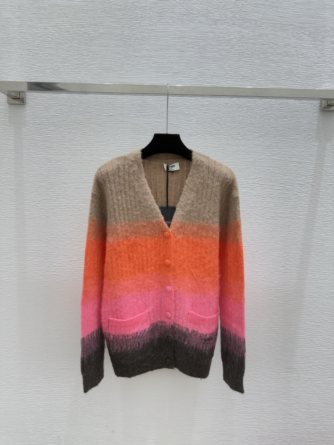 NO:576761,F family ~ real photos of large products,, fendi, alexander wang19860909F家～大货实拍图,,fendi,alexander wang,Women's clothing