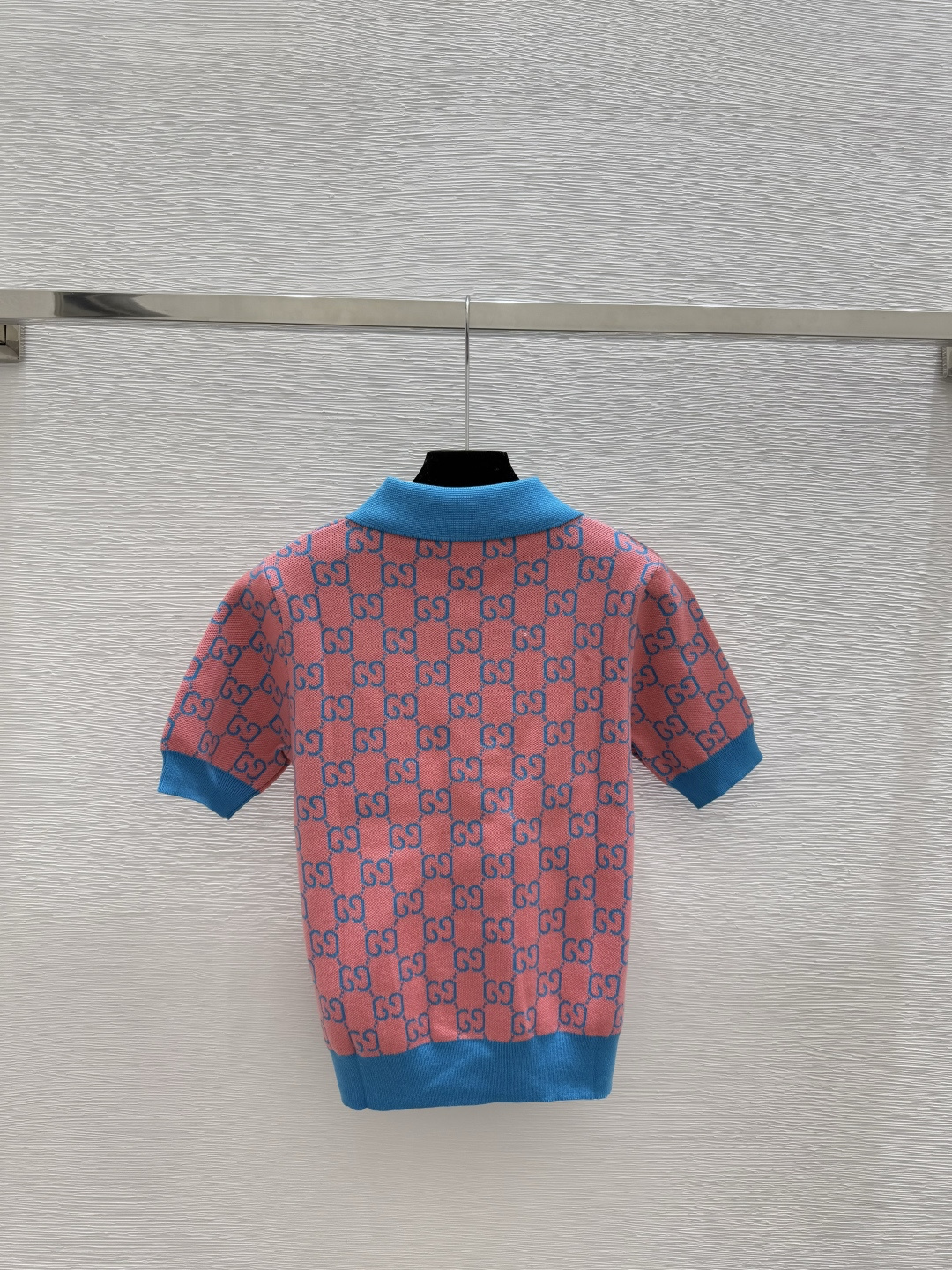 🆕G家🆕 夏季新款 撞色老花字母翻领针织短袖颜色：粉色尺码：36.38.40👉