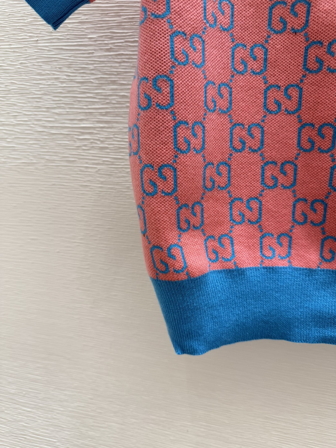 🆕G家🆕 夏季新款 撞色老花字母翻领针织短袖颜色：粉色尺码：36.38.40👉