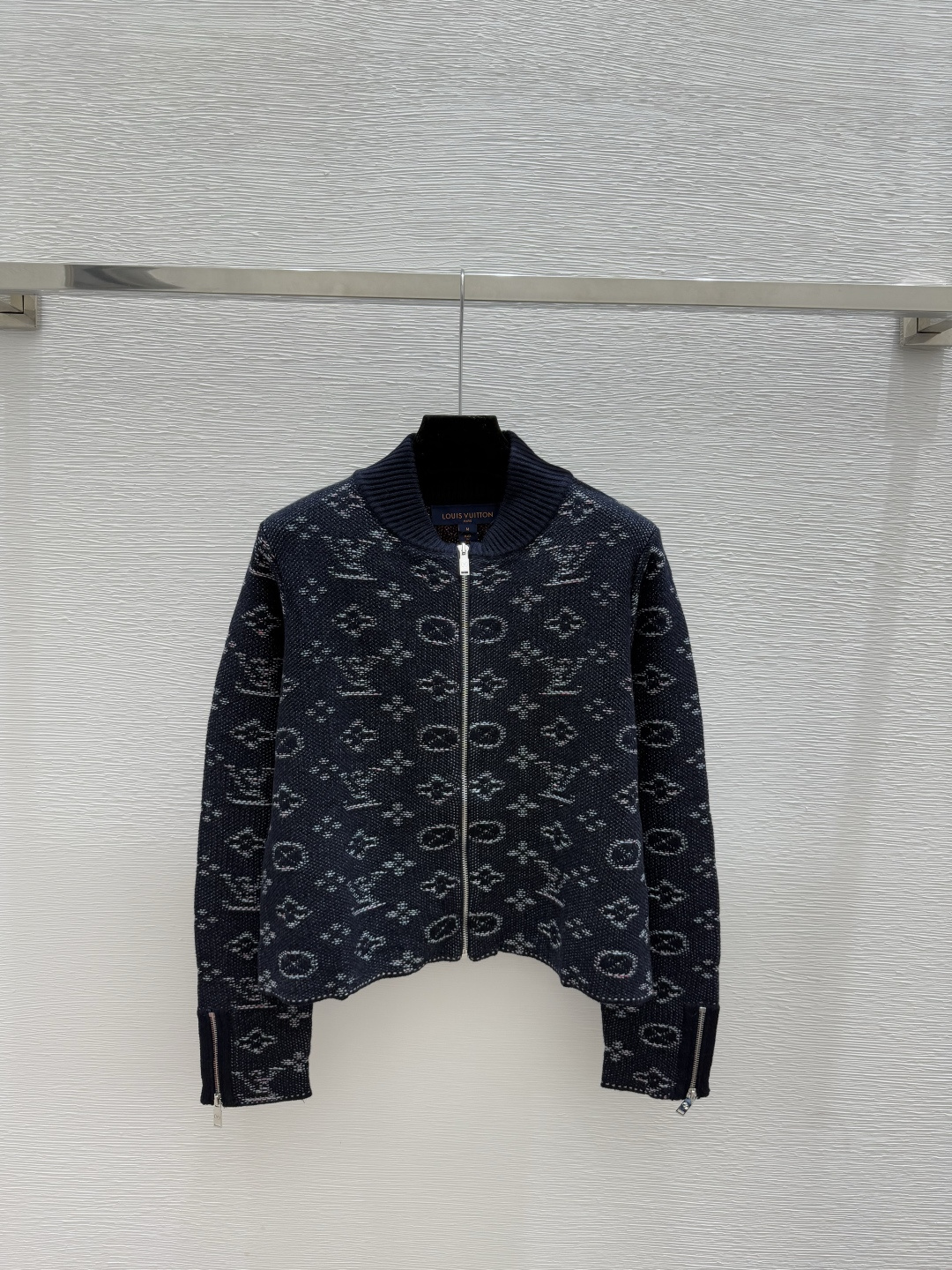 NO:587060,L family ~ real photos of large products, louis vuitton, alexander wang19860909L家～大货实拍图,,louis vuitton,alexander wang,Women's clothing