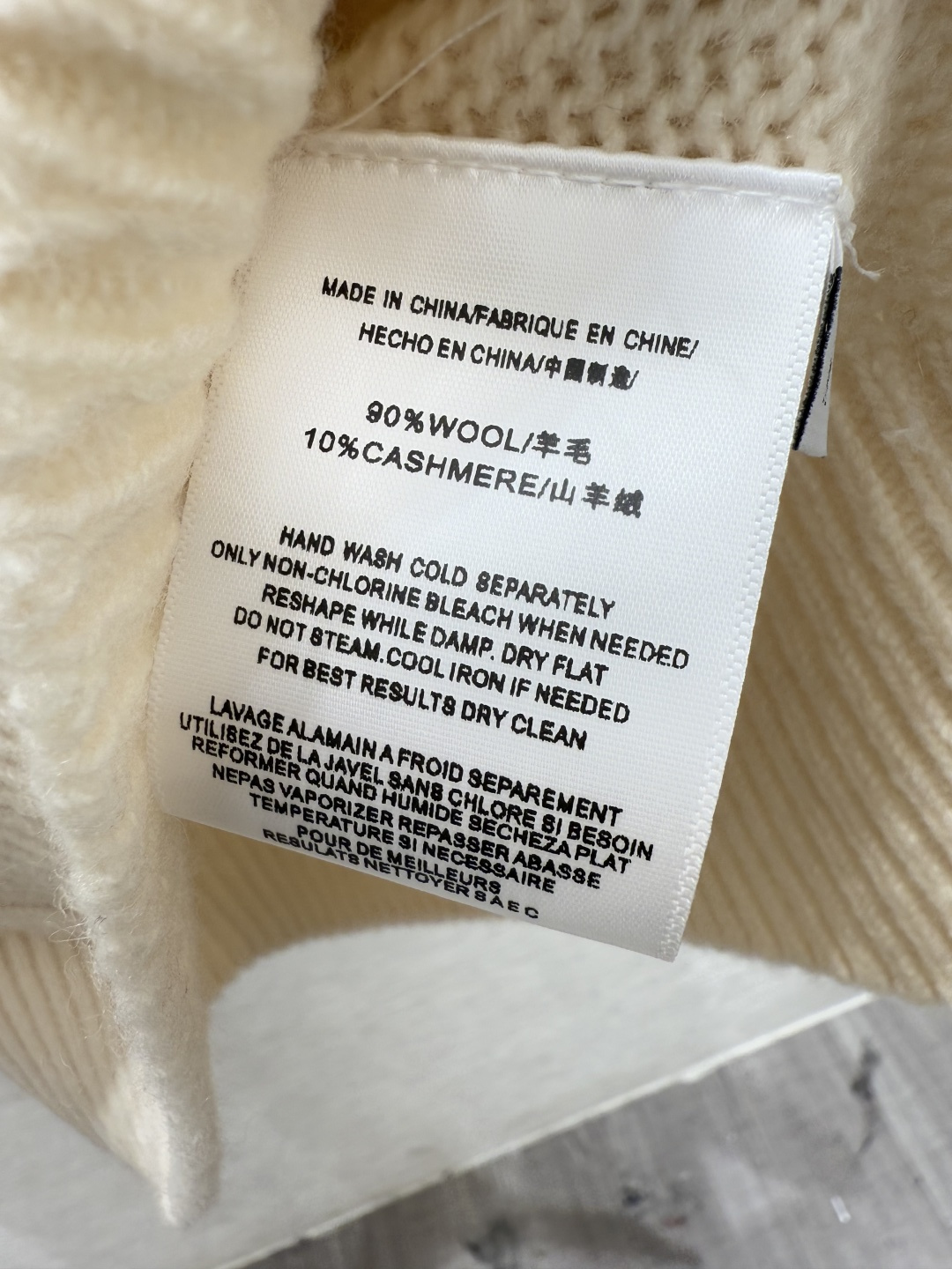 🆕LP家🆕 早秋新款 撞色菱格圆领针织长袖颜色：卡其 咖啡尺码：36.38.40👉