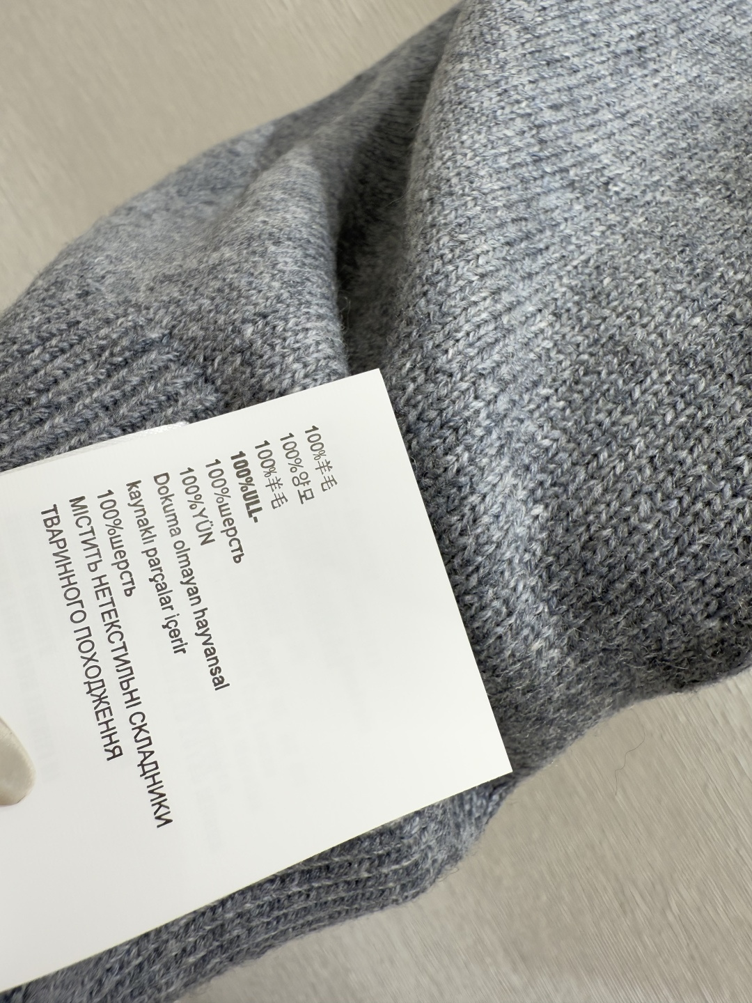 🆕P家🆕 夏季新款 重工钉珠圆领针织短袖颜色：灰色 咖啡 宝蓝尺码：36.38.40👉