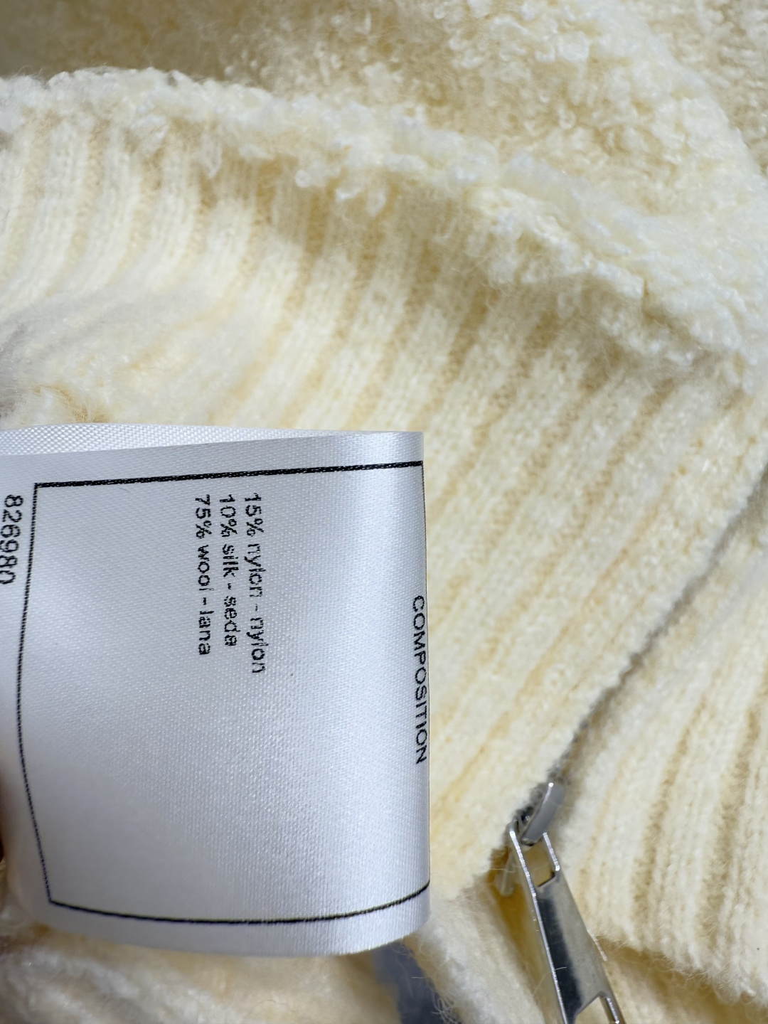 🆕CH家🆕 早秋新款 纯色高领简约针织长袖开衫颜色：白色 紫色尺码：36.38.40👉