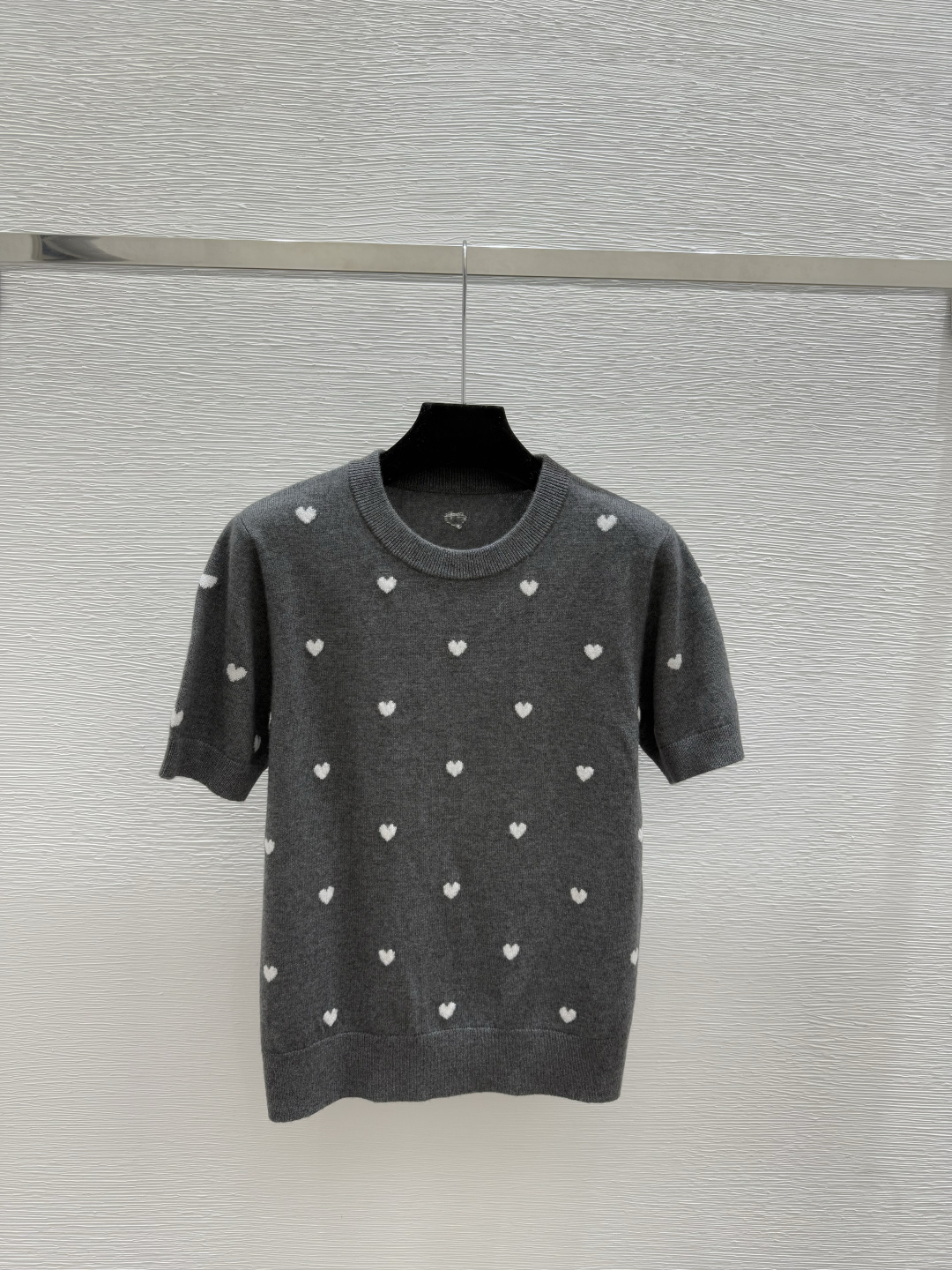 NO:605863,M family early autumn new style contrasting color love round neck knitted short sleeves color gray size 36.38.40, T-shirt, alexander wang19860909M家 早秋新款 撞色爱心圆领针织短袖 颜色灰色 尺码36.38.40,,T-shirt,alexander wang,Women's clothing
