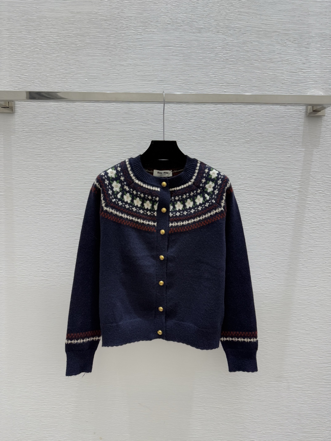 NO:607381,M Family Early Autumn New Style Contrast Color Floral Jacquard Round Neck Knitted Long-Sleeved Cardigan Color Royal Blue Size 36.38.40,,alexander wang19860909M家 早秋新款 撞色花卉提花圆领针织长袖开衫 颜色宝蓝 尺码36.38.40,,alexander wang,Women's clothing