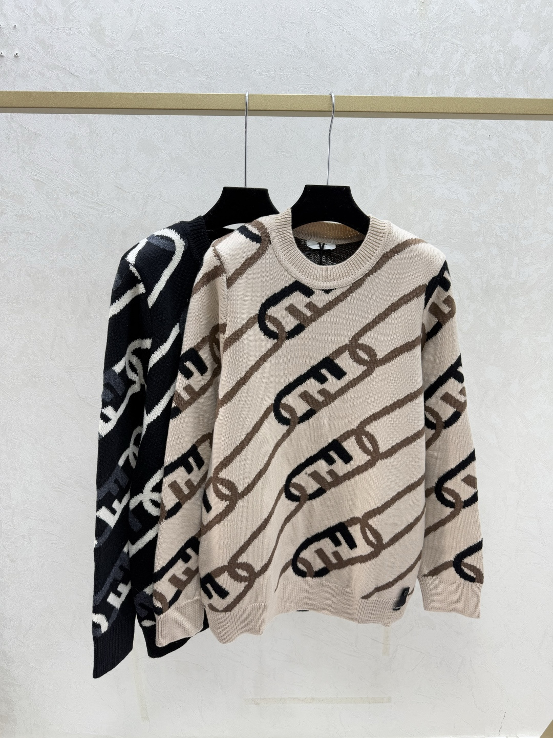 NO:656115,F family ~ real photos of large products,, fendi, alexander wang19860909F家～大货实拍图,,fendi,alexander wang,Women's clothing