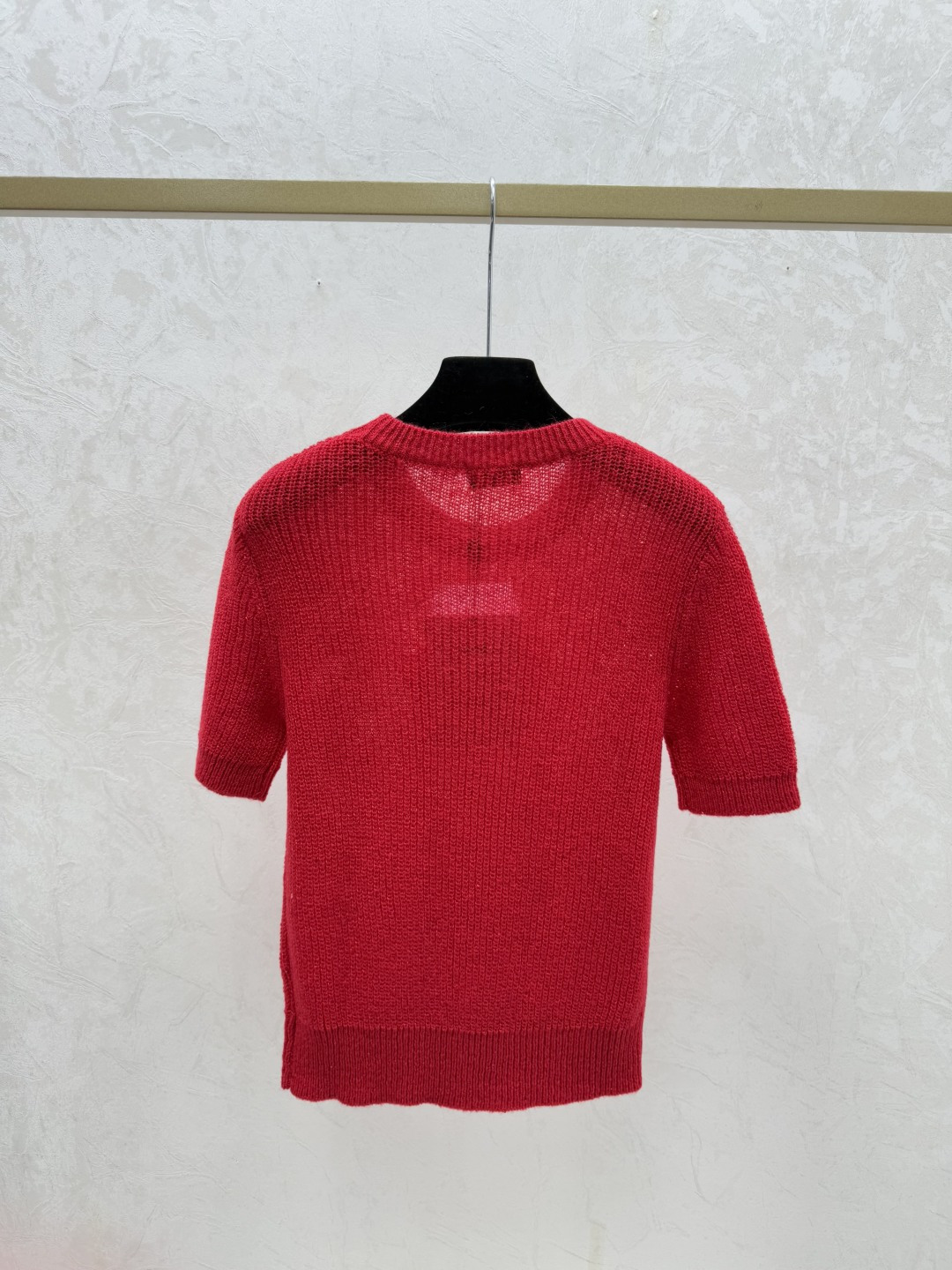 🆕CH家🆕 早春新款 纯色立体蝴蝶结珠片圆领针织短袖颜色：白色 红色尺码：36.38.40👉