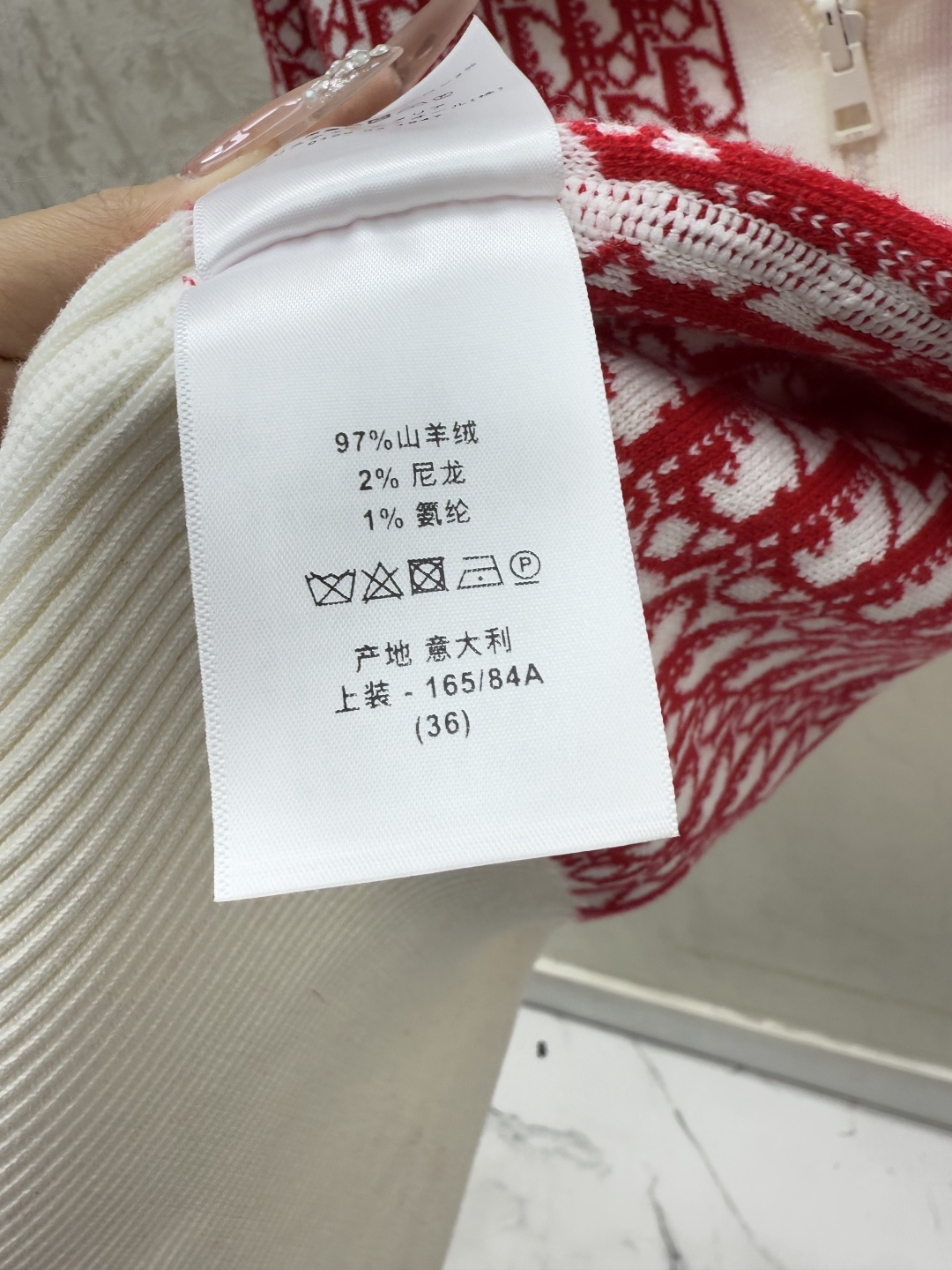 🆕D家🆕 早秋新款 撞色老花翻领双面针织长袖开衫颜色：红色尺码：36.38.40👉