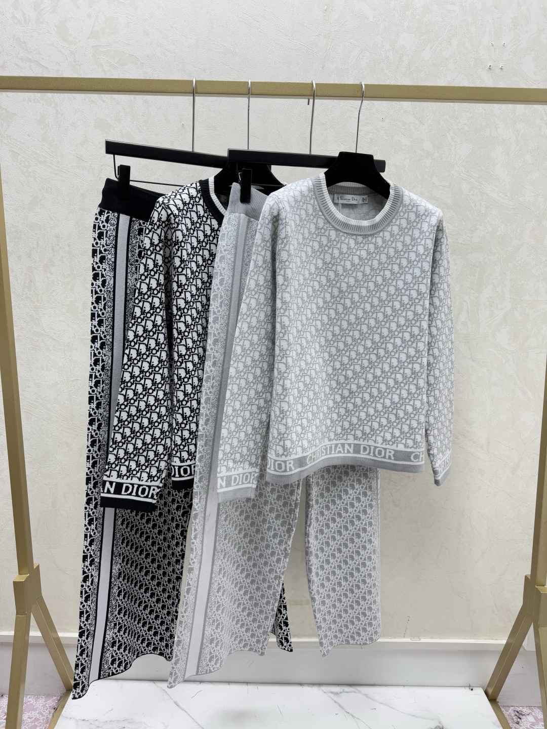 NO:683593,Home D ~ Actual pictures of large products, dior,19860909D家～大货实拍图,,dior,,Women's clothing