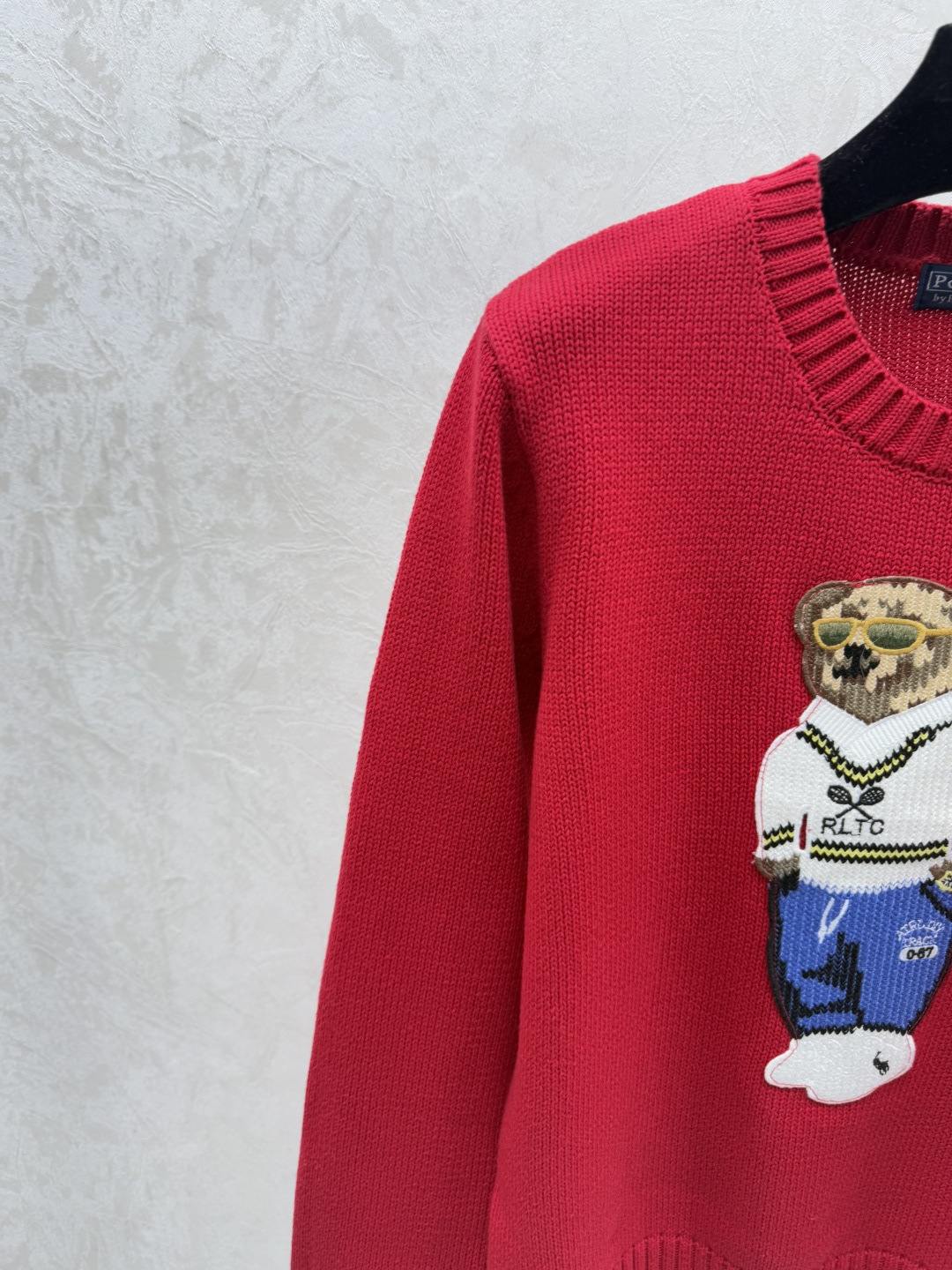 🆕PO家🆕 早秋新款 撞色小熊提花圆领针织长袖颜色：红色尺码：36.38.40👉