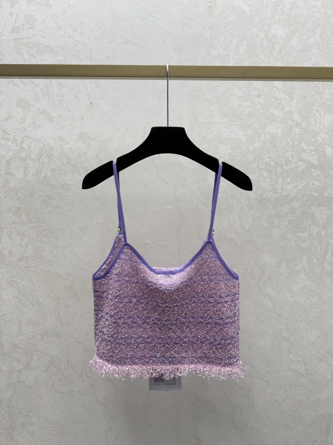 🆕CH家🆕 早秋新款 撞色提花流苏针织吊带颜色：紫色 黑色 蓝色尺码：36.38.40👉