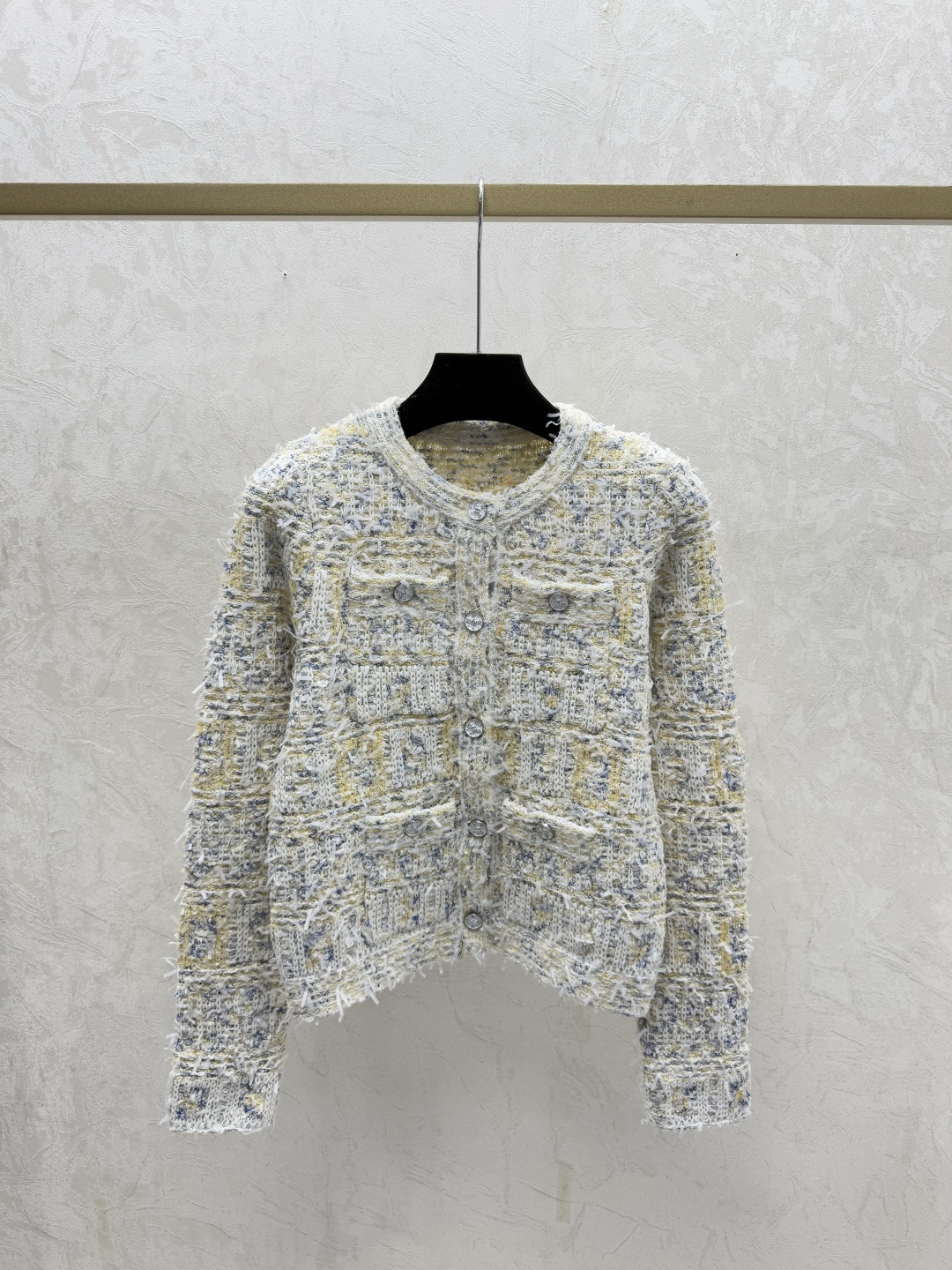 NO:708156,CH Home Early Autumn New Solid Color Simple Round Neck Knitted Long-Sleeved Cardigan Color White Size 36.38.40,,19860909CH家 早秋新款 纯色简约圆领针织长袖开衫 颜色白色 尺码36.38.40,,,Women's clothing