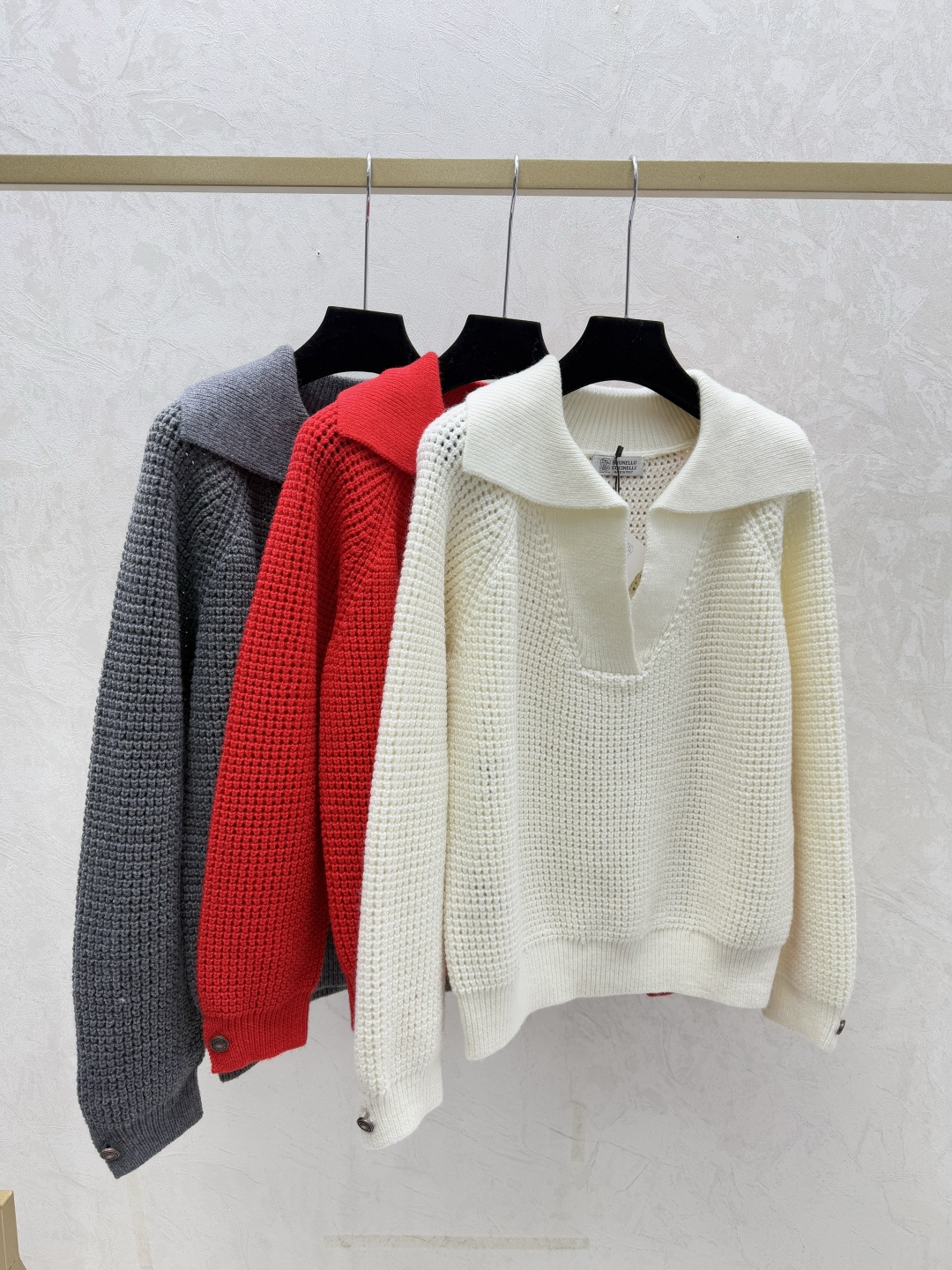 Brunello Cucinelli BC家 早秋新款 纯色简约翻领镂空针织长袖