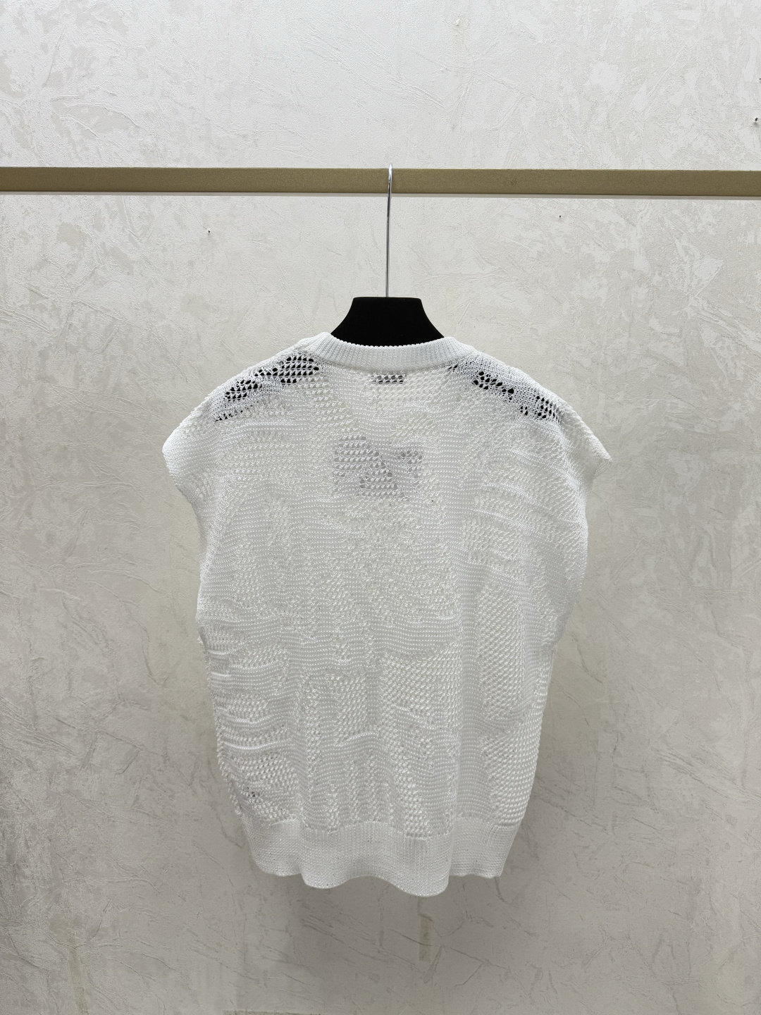 Brunello Cucinelli BC家 早春新款 纯色珠片镂空圆领针织背心