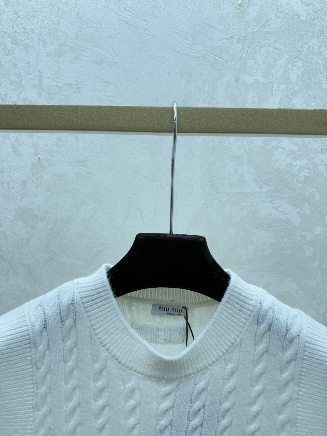 Miu Miu M家 早秋新款 纯色简约圆领针织背心