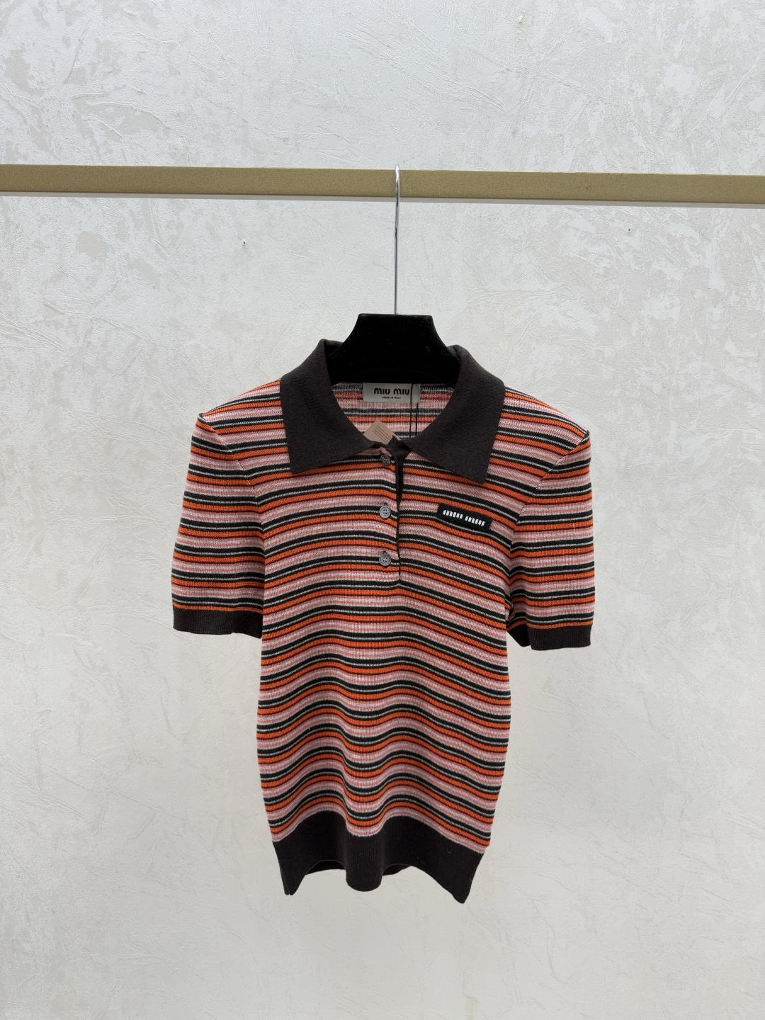 NO:729618,M's new style for early spring, contrasting striped lapel knitted short-sleeves, color coffee, size 36.38.40,, T-shirt,19860909M家 早春新款 撞色条纹翻领针织短袖 颜色咖啡 尺码36.38.40,,T-shirt,,Women's clothing