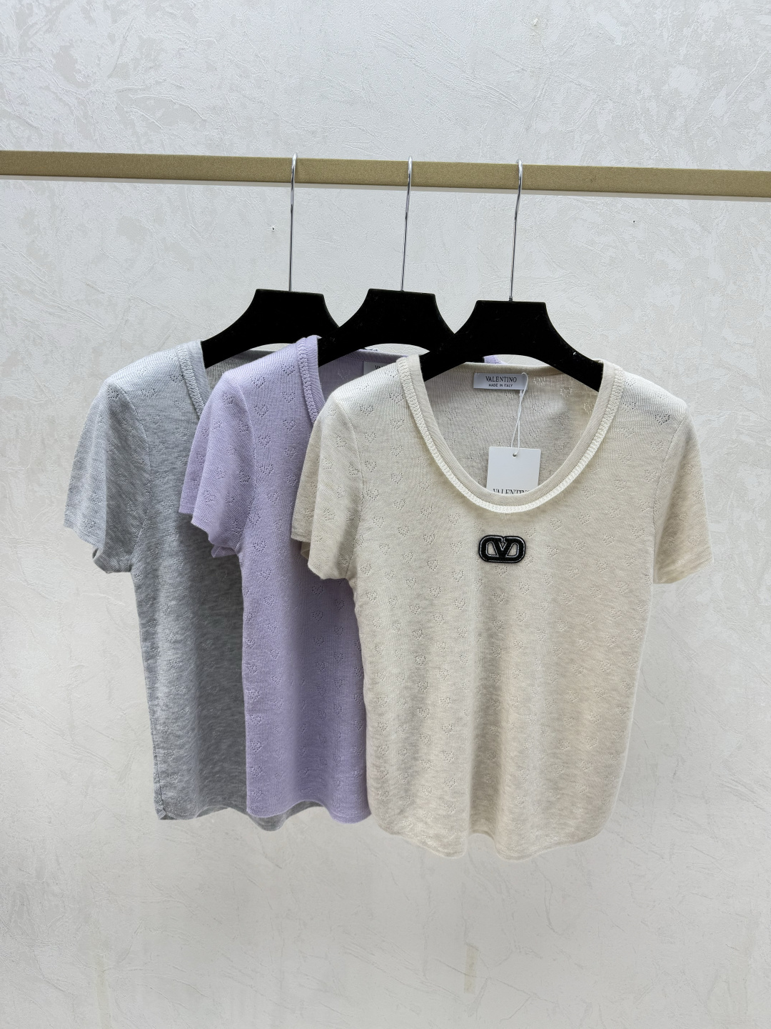 NO:730504,VA Home Early Spring New Style Solid Color Simple Round Neck Knitted Short Sleeves Color Apricot Purple Gray Size 36.38.40, T-shirt,19860909VA家 早春新款 纯色简约圆领针织短袖 颜色杏色 紫色 灰色 尺码36.38.40,,T-shirt,,Women's clothing