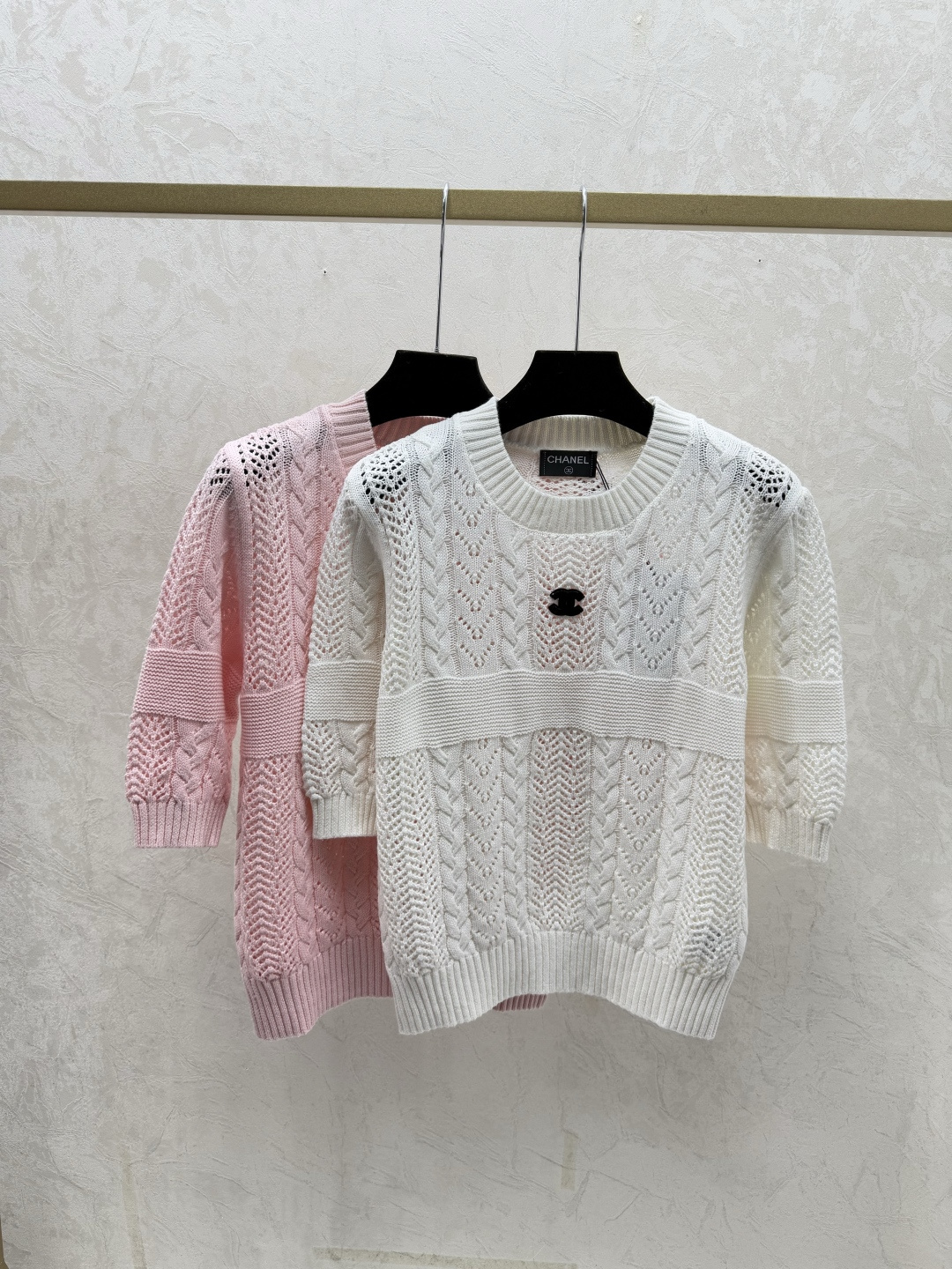 NO:733401,CH Home Early Spring New Style Solid Color Simple Hollow Round Neck Knitted Short Sleeves Color White Pink Size 36.38.40, T-shirt,19860909CH家 早春新款 纯色简约镂空圆领针织短袖 颜色白色 粉色 尺码36.38.40,,T-shirt,,Women's clothing