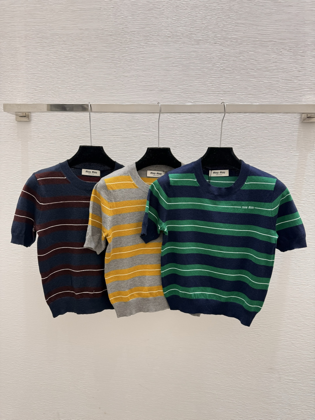 NO:738499,M Home Summer New Style Letter Striped Knitted Short Sleeves Color Green Yellow Maroon Size 36.38.40, T-shirt,19860909M家 夏季新款 字母条纹针织短袖 颜色绿色黄色枣红色 尺码36.38.40,,T-shirt,,Women's clothing