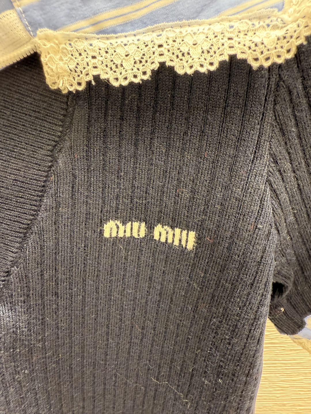Miu Miu M家 夏季新款 娃娃领针织短袖