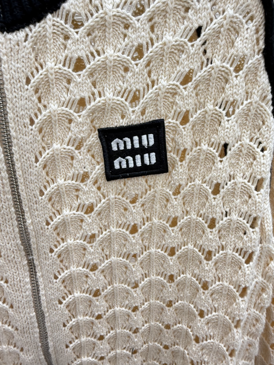 Miu Miu M家 春夏季新款 简约立领针织衫