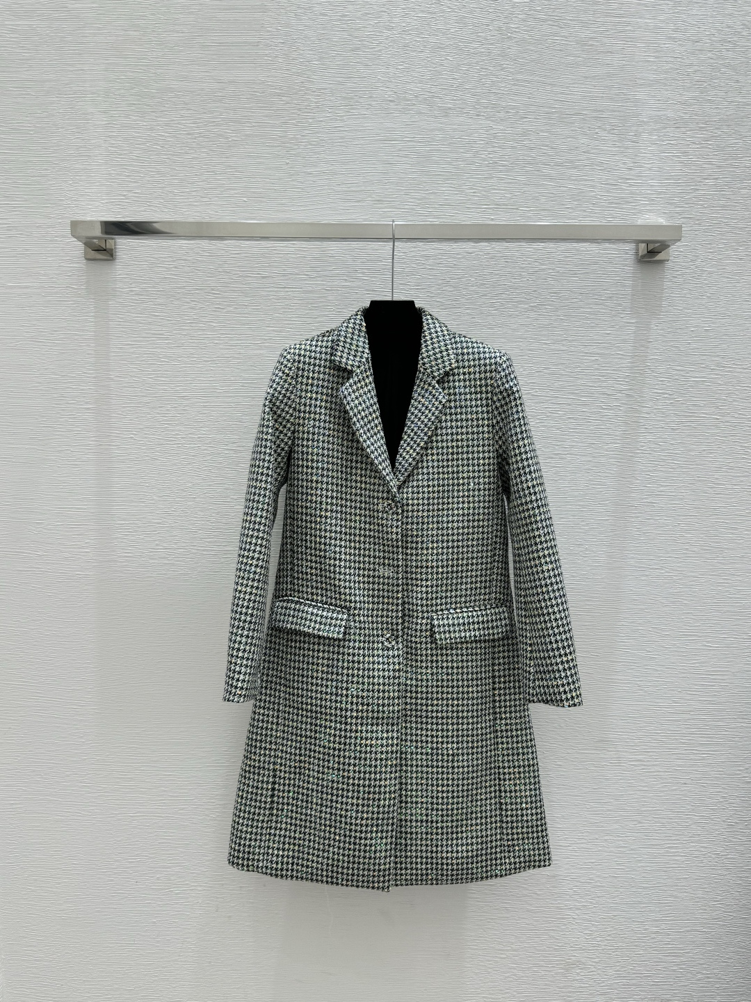 NO:742675,D Home Spring and Summer New Sequined Long Jacket Color Matching Size 36.38.40, Dior-clothing, dior, dior, jackets & coats,19860909D家 春夏新款 珠片长款外套 颜色拼色 尺码36.38.40,迪奥-服装,dior,dior,jackets & coats,,Women's clothing
