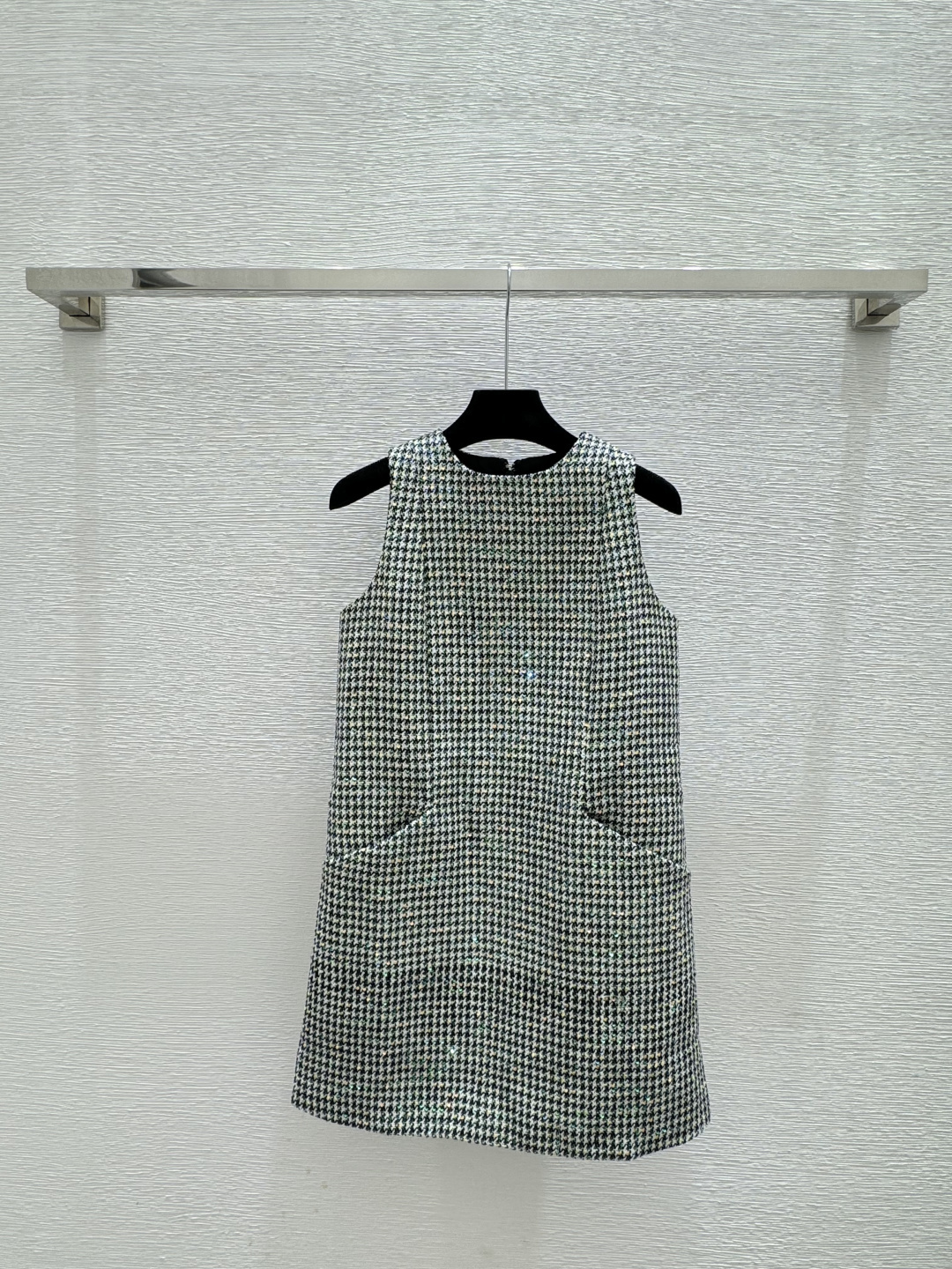 NO:742878,D Home Spring and Summer New Sequined Knitted Tank Top Color Matching Size 36.38.40, Dior-Clothing, dior, dior, skirts,19860909D家 春夏新款 珠片针织背心裙 颜色拼色 尺码36.38.40,迪奥-服装,dior,dior,skirts,,Women's clothing
