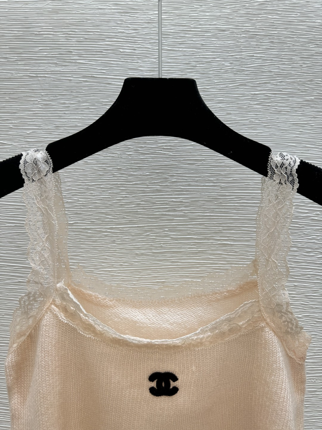 Chrome Hearts CH家 早春新款 纯色蕾丝边针织吊带两件套