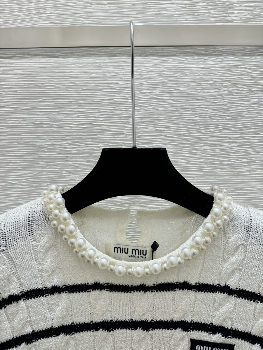 Miu Miu M家 早春新款 撞色条纹钉珠圆领针织短袖