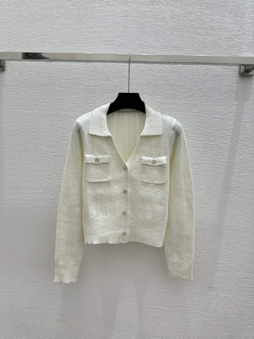 NO:751720,CH Home Early Spring New Solid Color Sequin Lapel Knitted Long Sleeve Cardigan Color White Size 36.38.40,,19860909CH家 早春新款 纯色珠片翻领针织长袖开衫 颜色白色 尺码36.38.40,,,Women's clothing