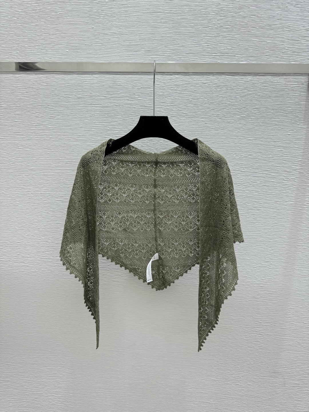 Prada LP家 早春新款 纯色镂空针织披肩