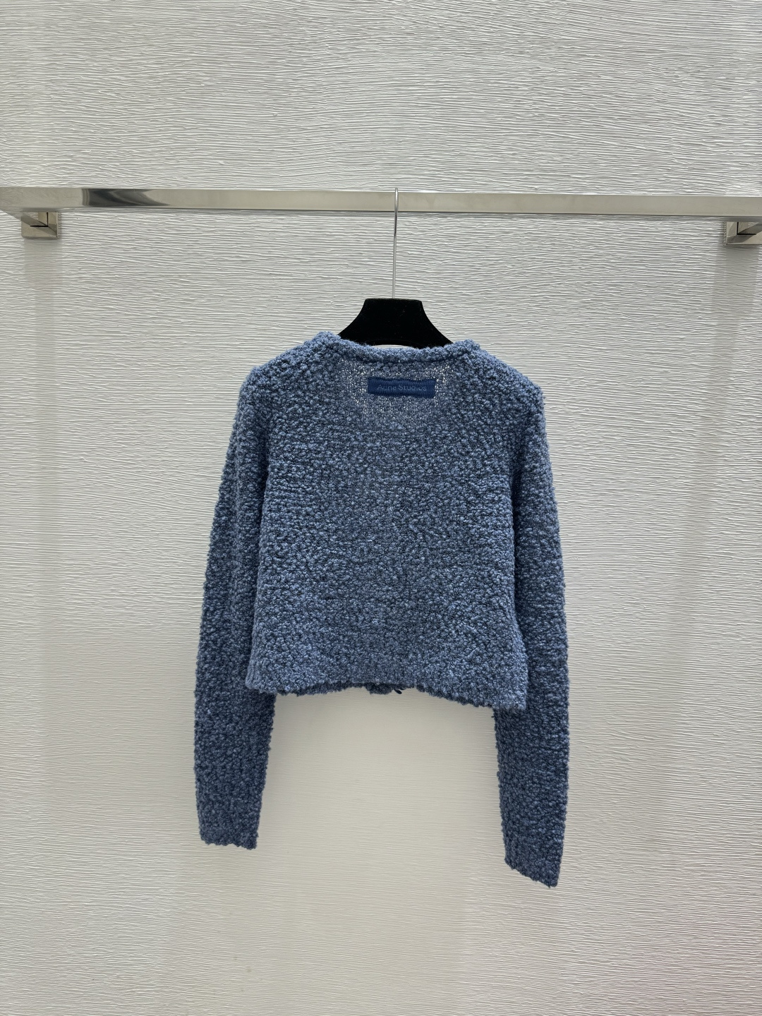 🆕Acne家🆕 早春新款 纯色简约圆领针织长袖开衫颜色：蓝色尺码：36.38.40