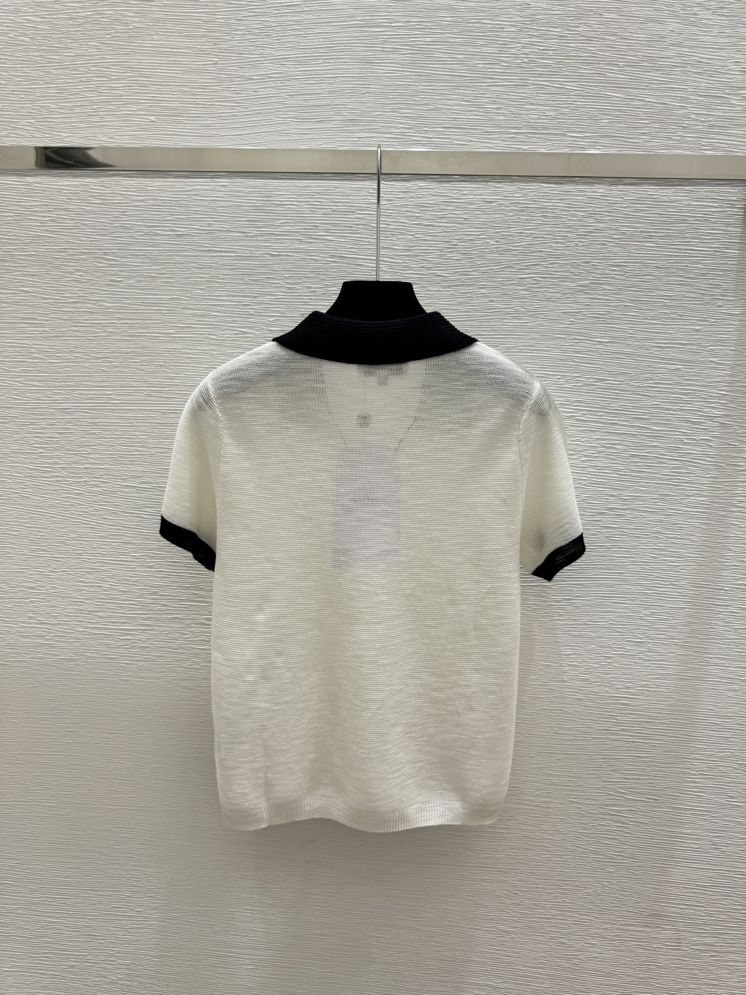 🆕CH家🆕 早春新款 撞色翻领针织短袖颜色：白色 黑色尺码：36.38.40
