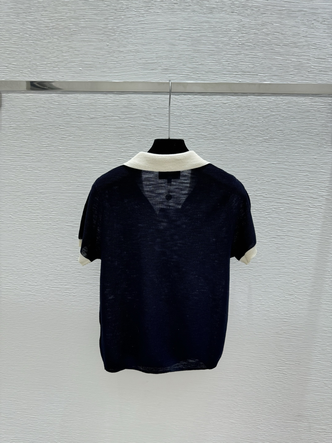 🆕CH家🆕 早春新款 撞色翻领针织短袖颜色：白色 黑色尺码：36.38.40