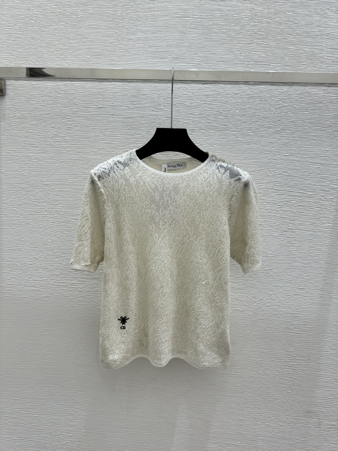 🆕D家🆕 早春新款 纯色花卉圆领针织短袖颜色：白色 灰色 黑色尺码：36.38.40