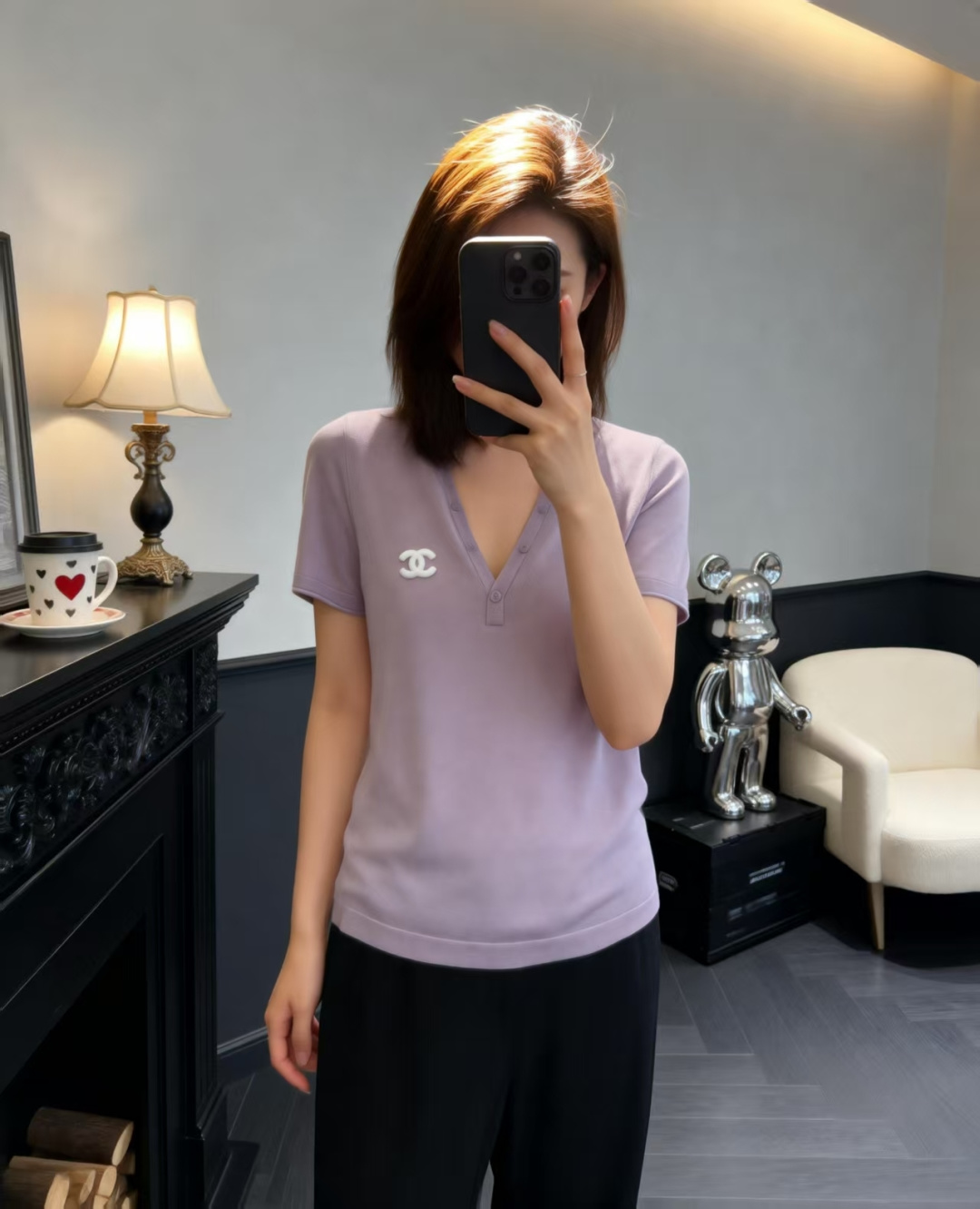 🆕CH家🆕 早春新款 纯色简约V领针织短袖颜色：白色 紫色 灰色尺码：36.38.40