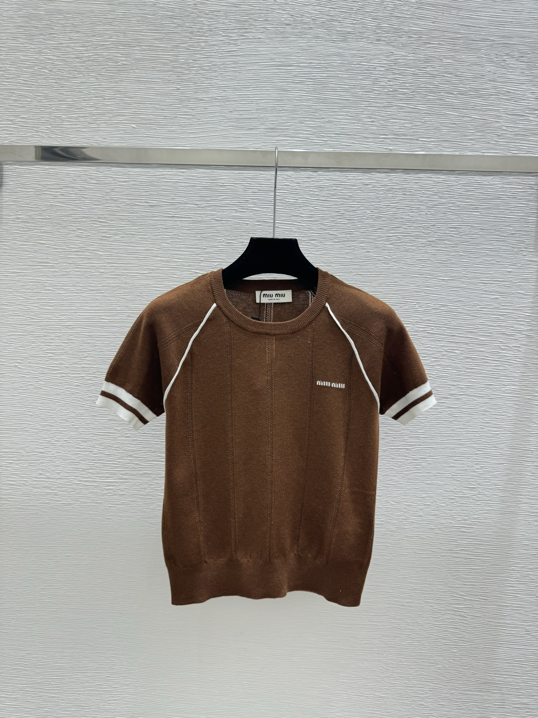 🆕M家🆕 早春新款 撞色简约镂空针织短袖颜色：白色 咖啡 宝蓝尺码：36.38.40