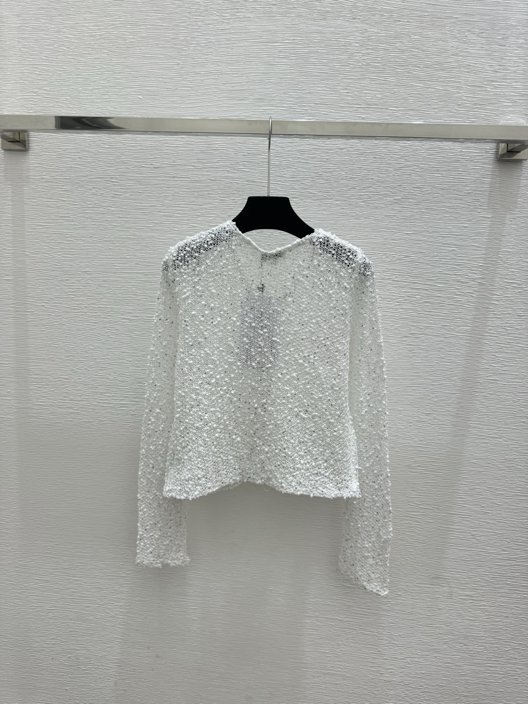 🆕CH家🆕 早春新款 纯色简约镂空圆领针织长袖开衫颜色：白色 黑色尺码：36.38.40