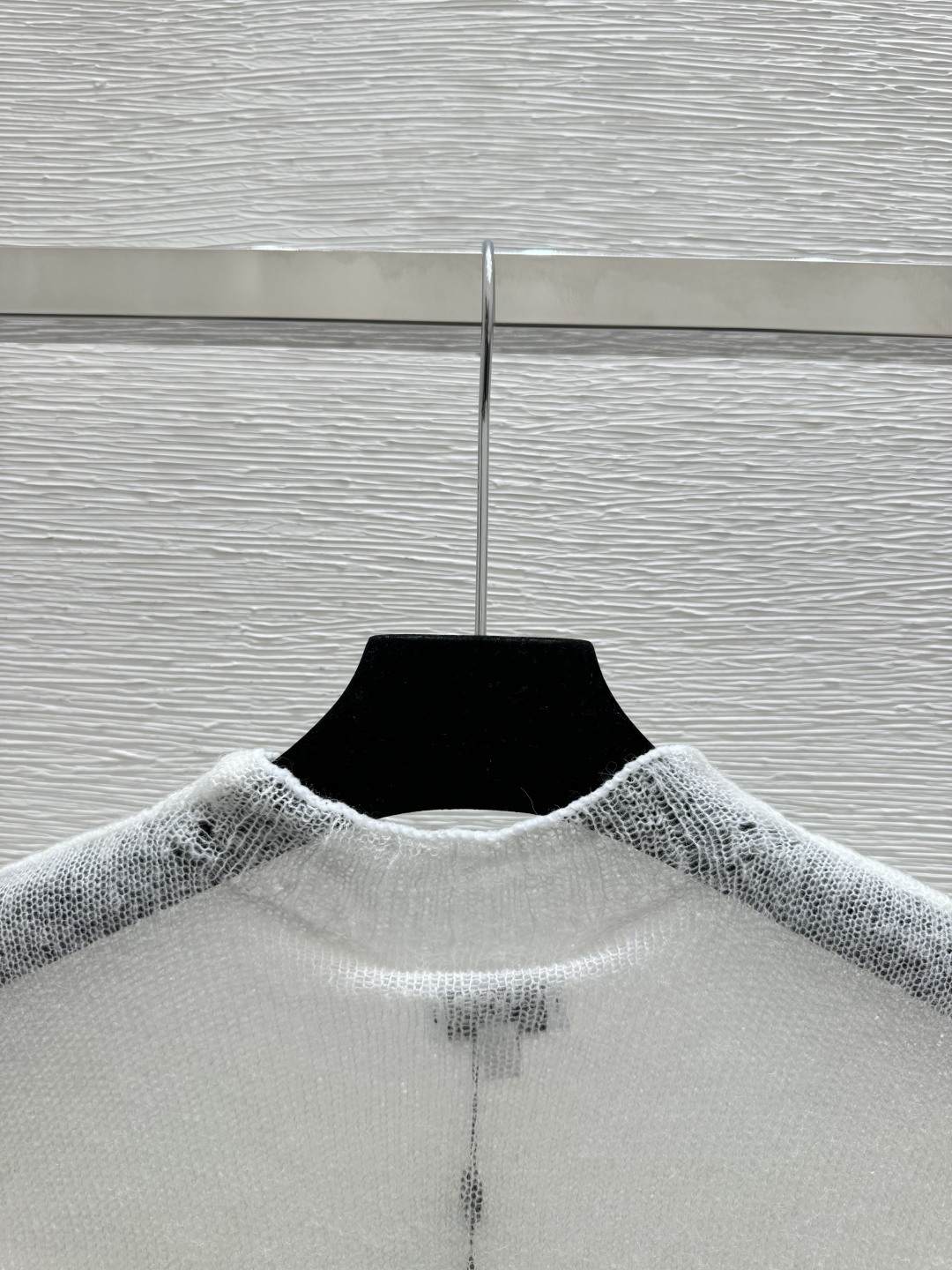 🆕CH家🆕 早春新款 纯色简约高领针织短袖颜色：白色尺码：36.38.40