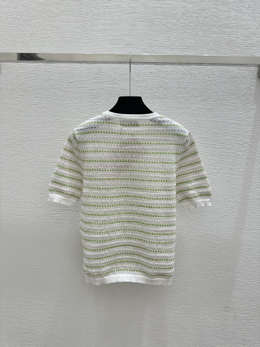 🆕M家🆕 早春新款 撞色条纹镂空圆领针织短袖颜色：白色 黑色尺码：36.38.40