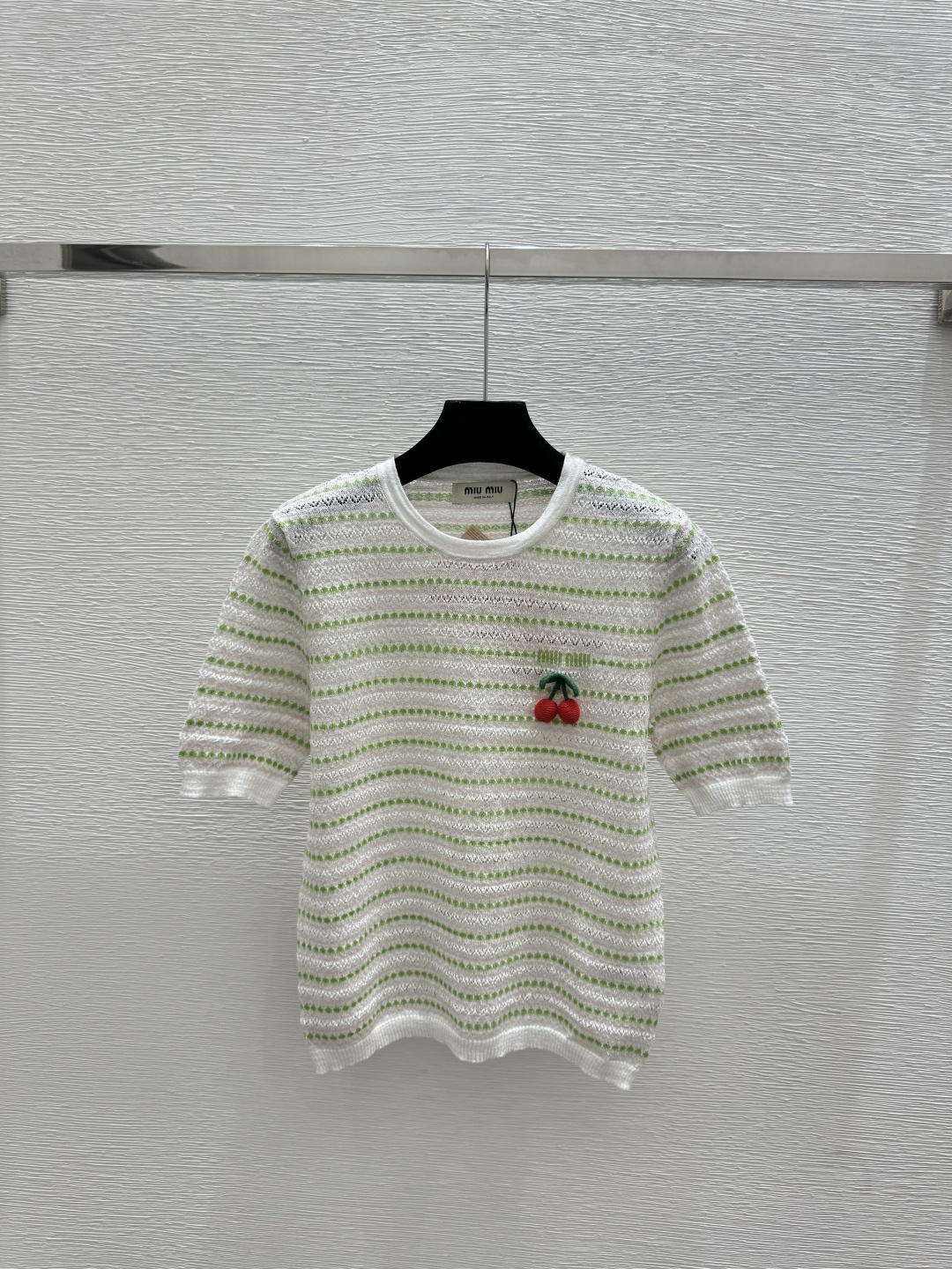 🆕M家🆕 早春新款 撞色条纹镂空圆领针织短袖颜色：白色 黑色尺码：36.38.40