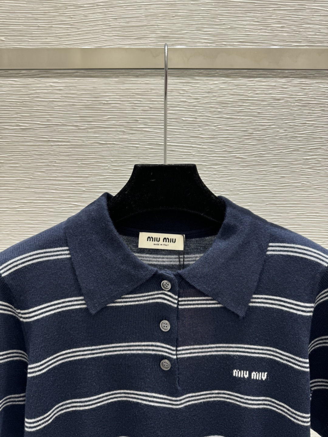 🆕M家🆕 早春新款 撞色条纹翻领针织短袖颜色：宝蓝 黑色尺码：36.38.40