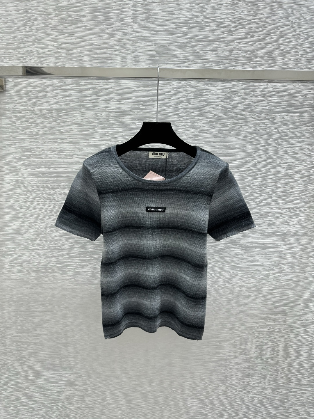 🆕M家🆕 早春新款 撞色简约圆领针织短袖颜色：黄色 灰色尺码：36.38.40