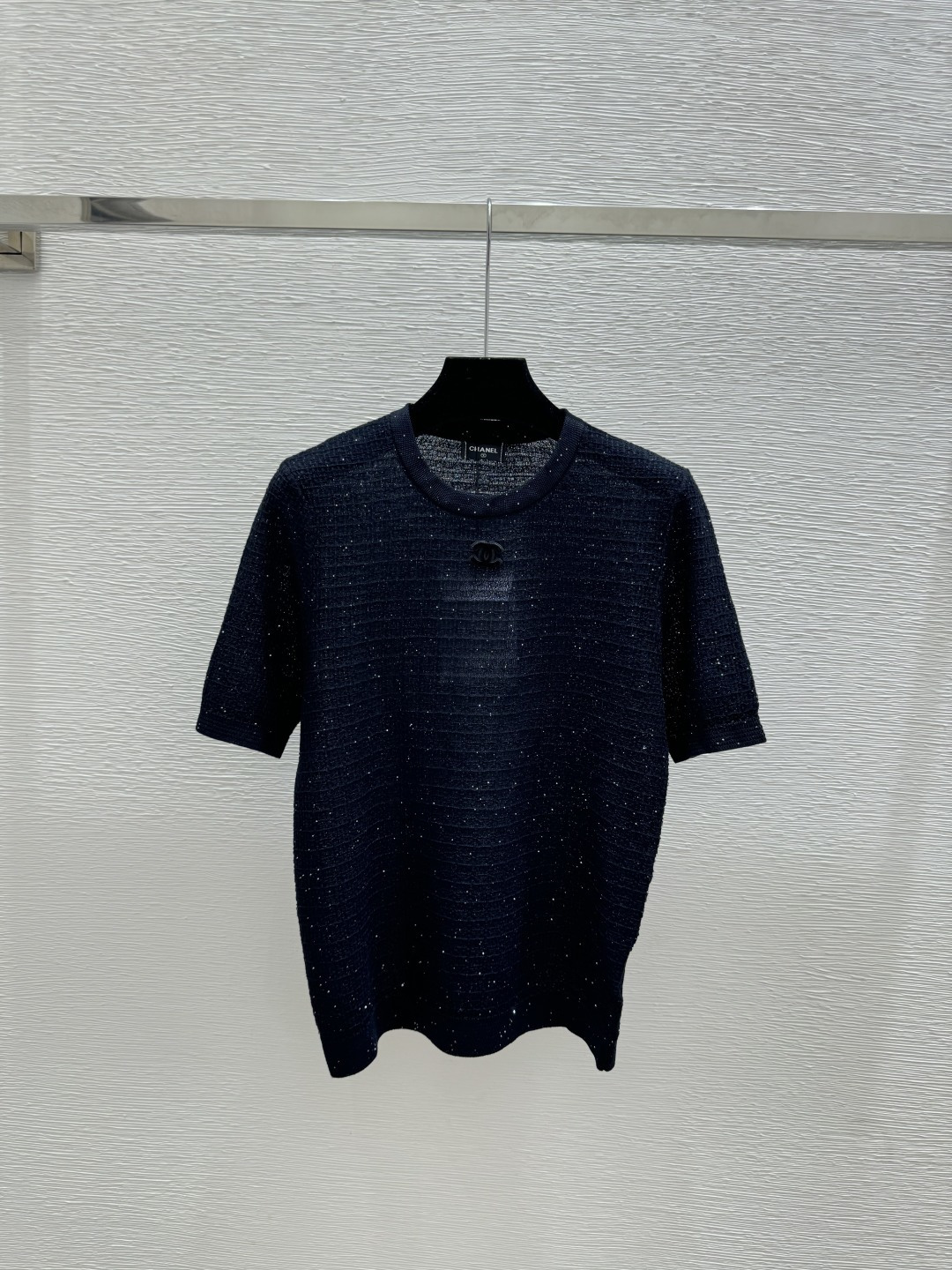 🆕CH家🆕 早春新款 纯色简约圆领针织短袖颜色：白色 粉色 黑色尺码：36.38.40