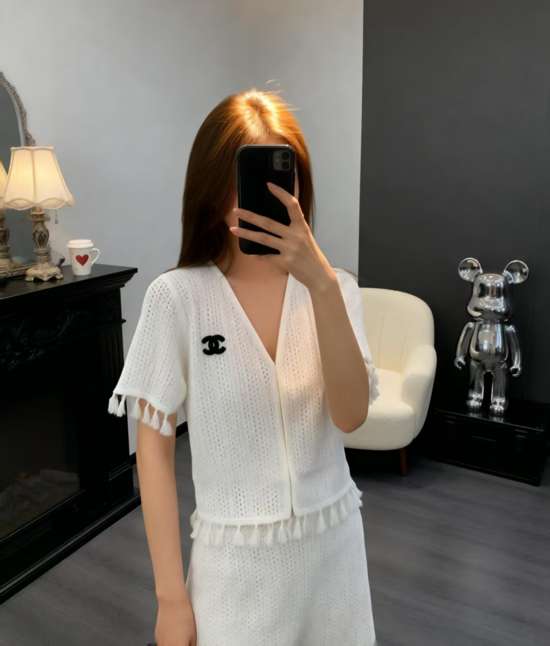 🆕CH家🆕 早春新款 纯色简约V领针织流苏短袖开衫颜色：白色 黑色尺码：36.38.40