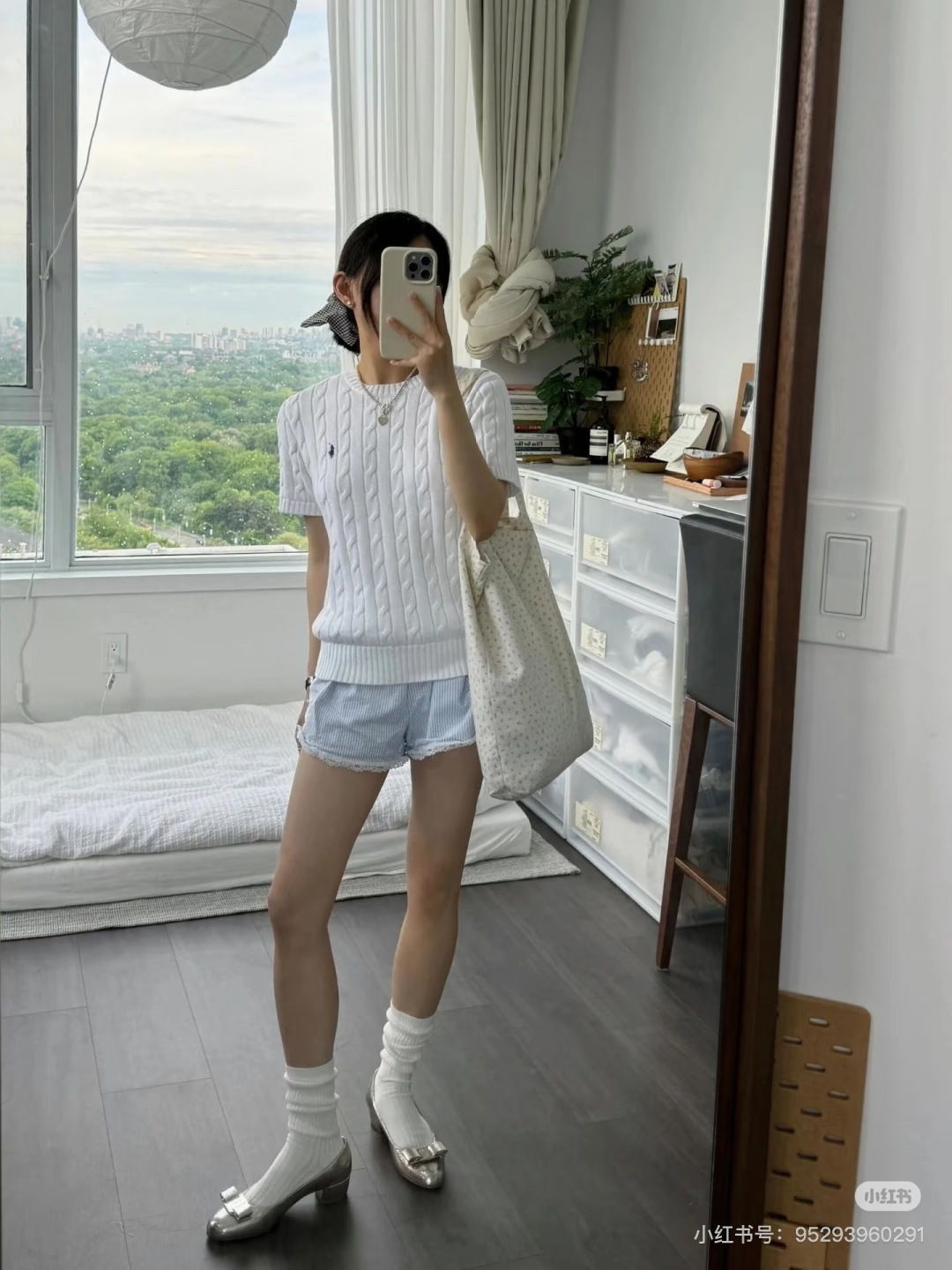 🆕PO家🆕 早春新款 纯色简约圆领针织短袖颜色：白色 宝蓝尺码：36.38.40