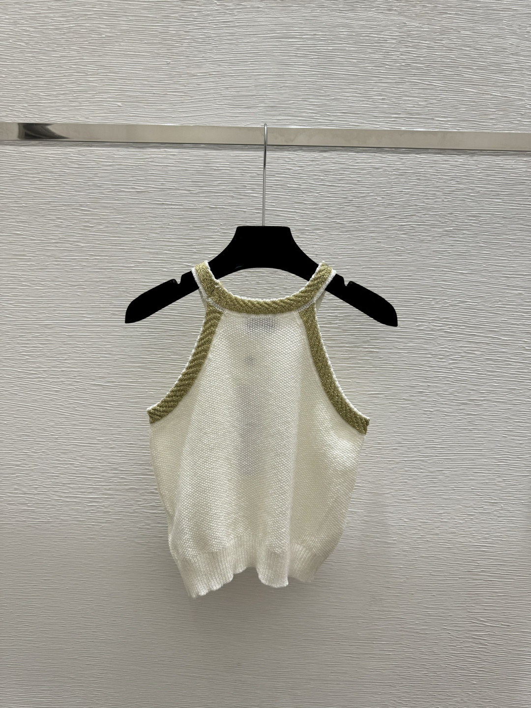 🆕CH家🆕 早春新款 撞色重工钉珠针织背心颜色：白色 黑色尺码：36.38.40