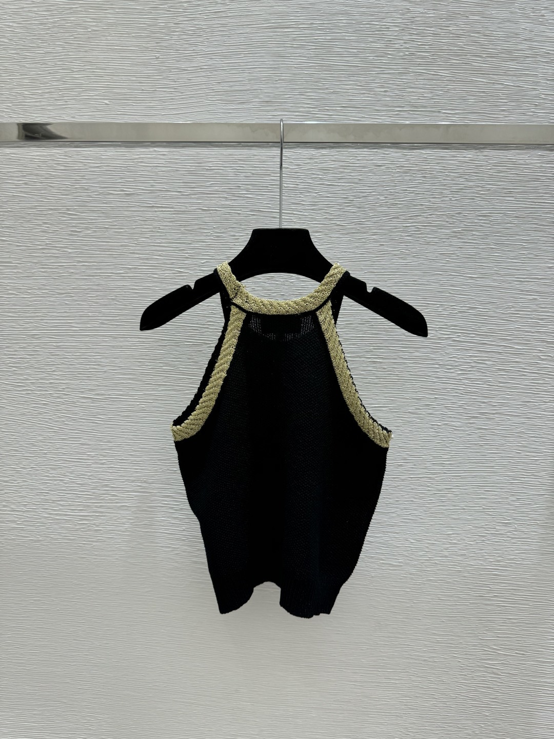 🆕CH家🆕 早春新款 撞色重工钉珠针织背心颜色：白色 黑色尺码：36.38.40