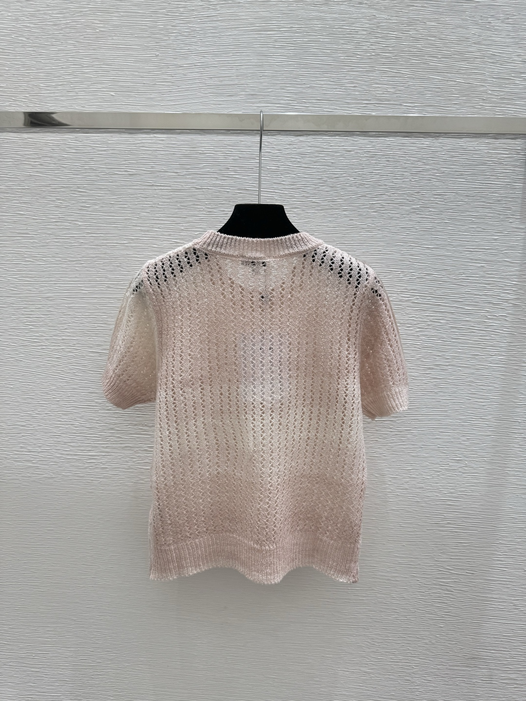 🆕CH家🆕 早春新款 纯色珠片镂空圆领针织短袖颜色：粉色 蓝色尺码：36.38.40