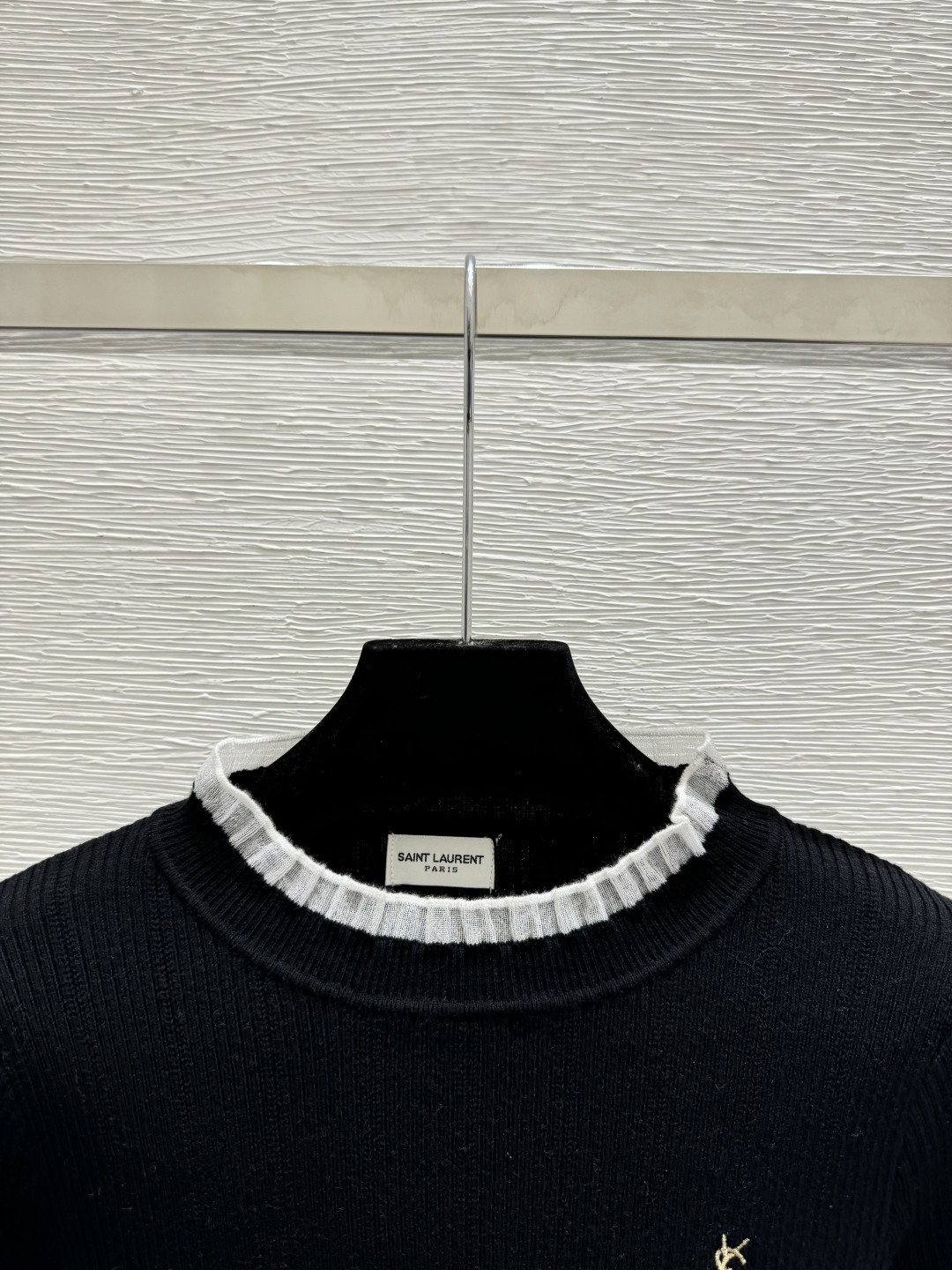 🆕Y家🆕 早春新款 撞色蕾丝花边圆领针织短袖颜色：黑色尺码：36.38.40